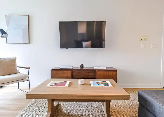 Trendy 2Br Steps To Promenade Beach & Sm Pier!